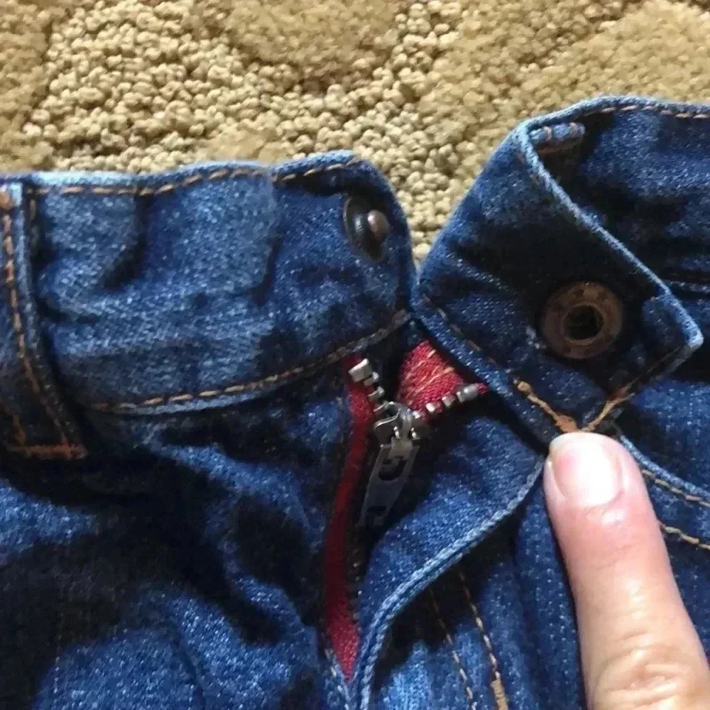 Tommy Hilfiger kids jeans 18M Elastic waist with zipper in one snap - Picture 4 of 6